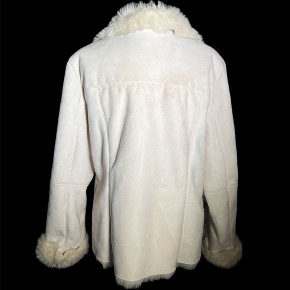 ColdWater Creek  - Cream Micro Fiber /Fur Jacket - Size L - Picture 3 of 8